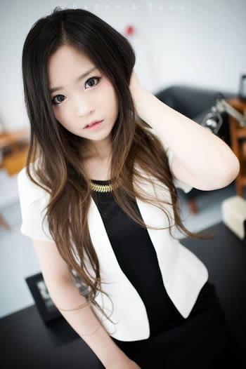兔娘黑白职业装Cosplay挠头图