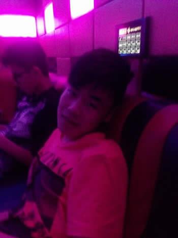 男屌丝的自拍照