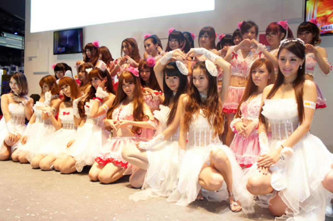 2013ChinaJoy人气Showgirl欣赏全人物图