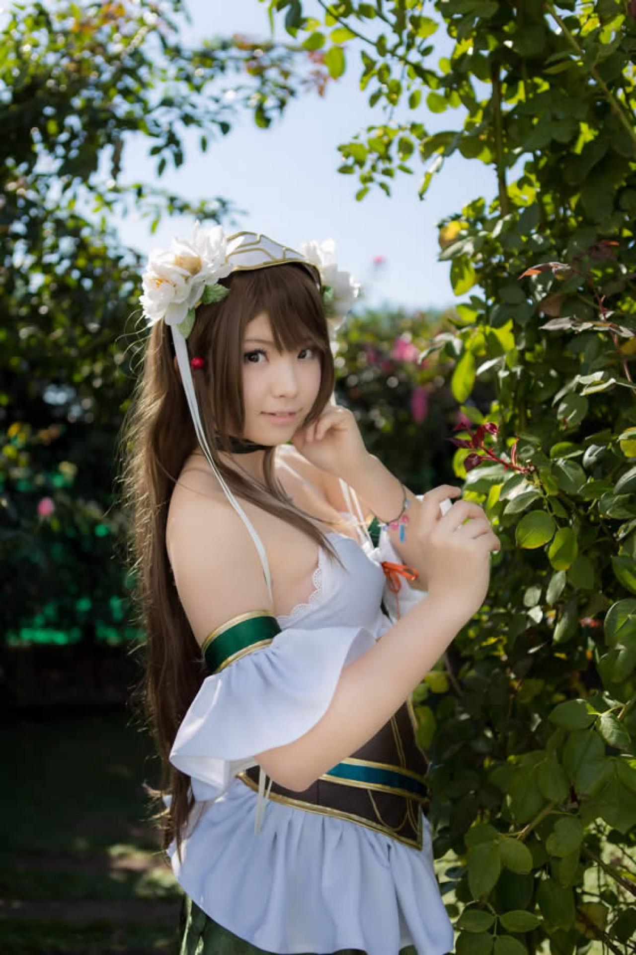 Enako绿衣户外照