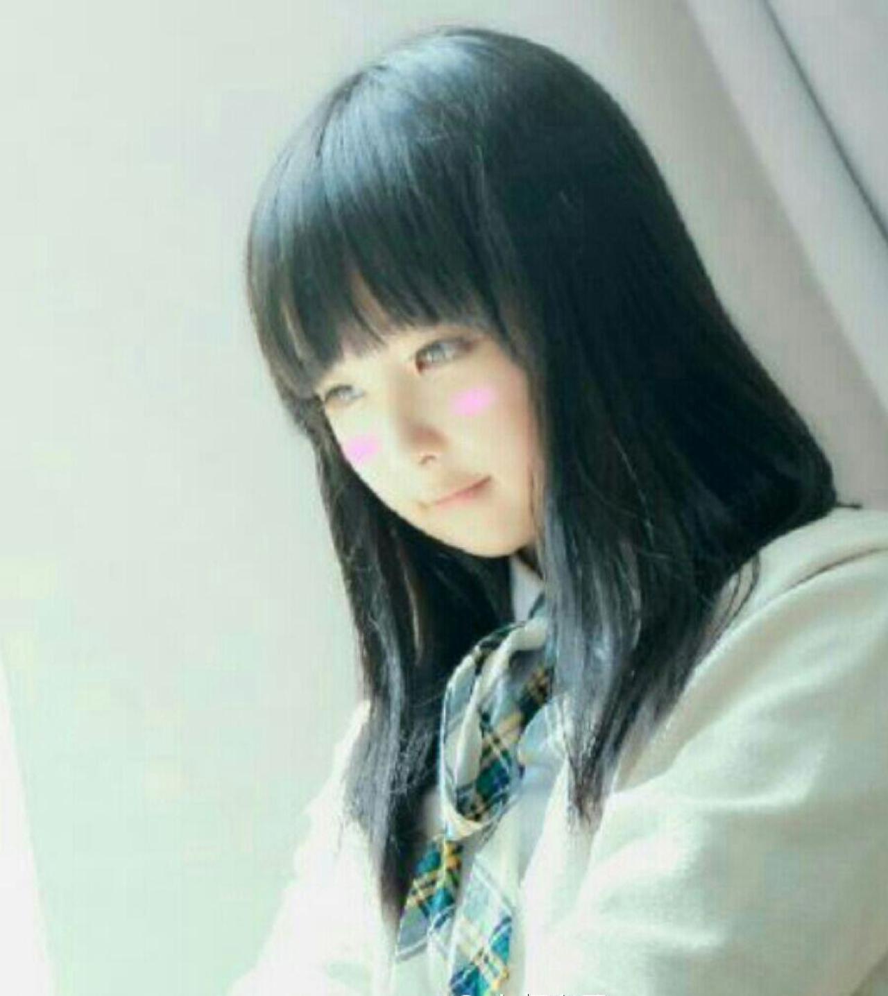 uia怪咖子的侧脸