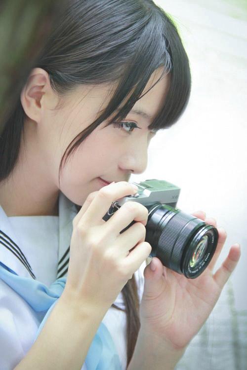 贤儿sherry轻轻扭动镜头对焦的样子