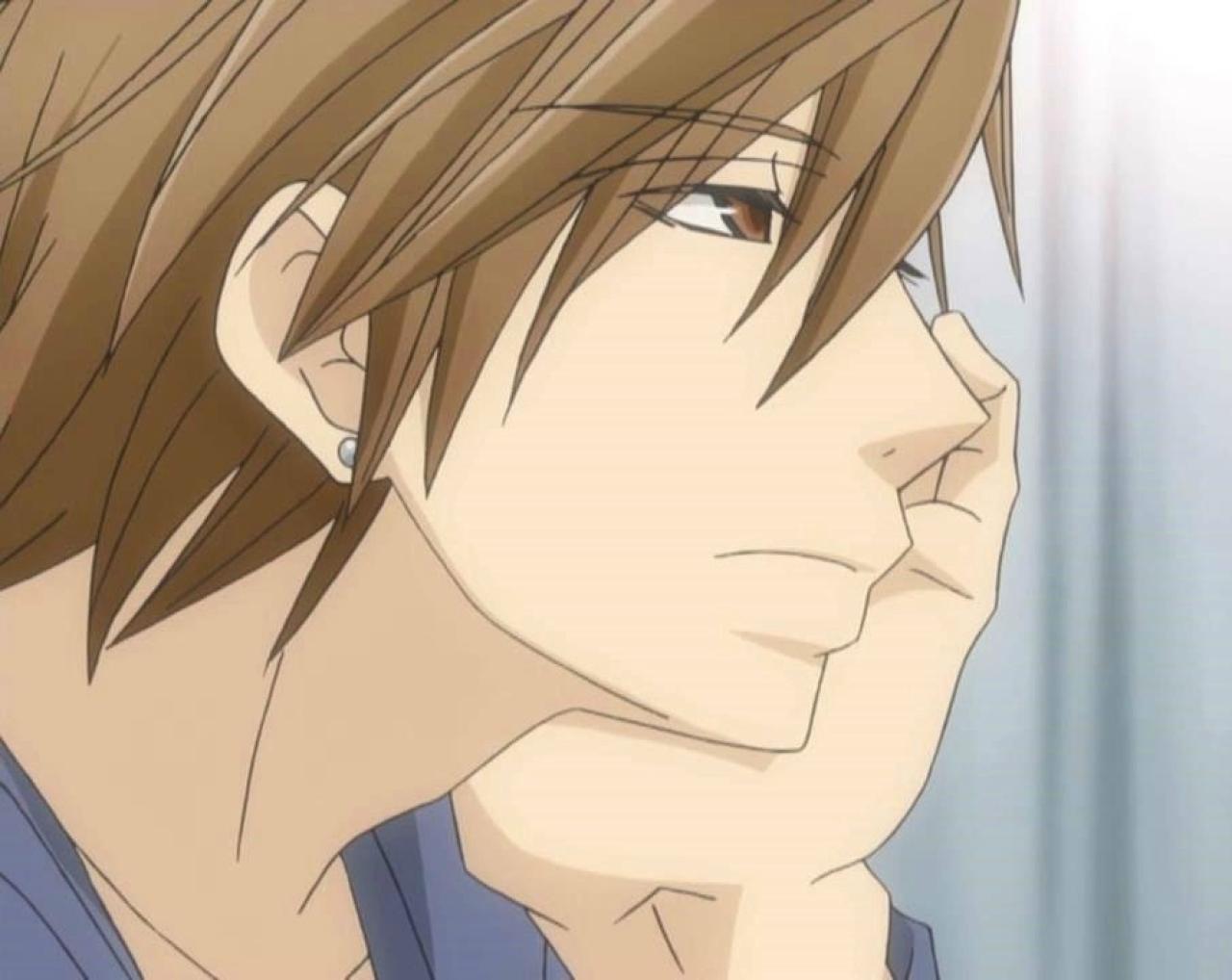 雪名皇扶着下巴深思的模样