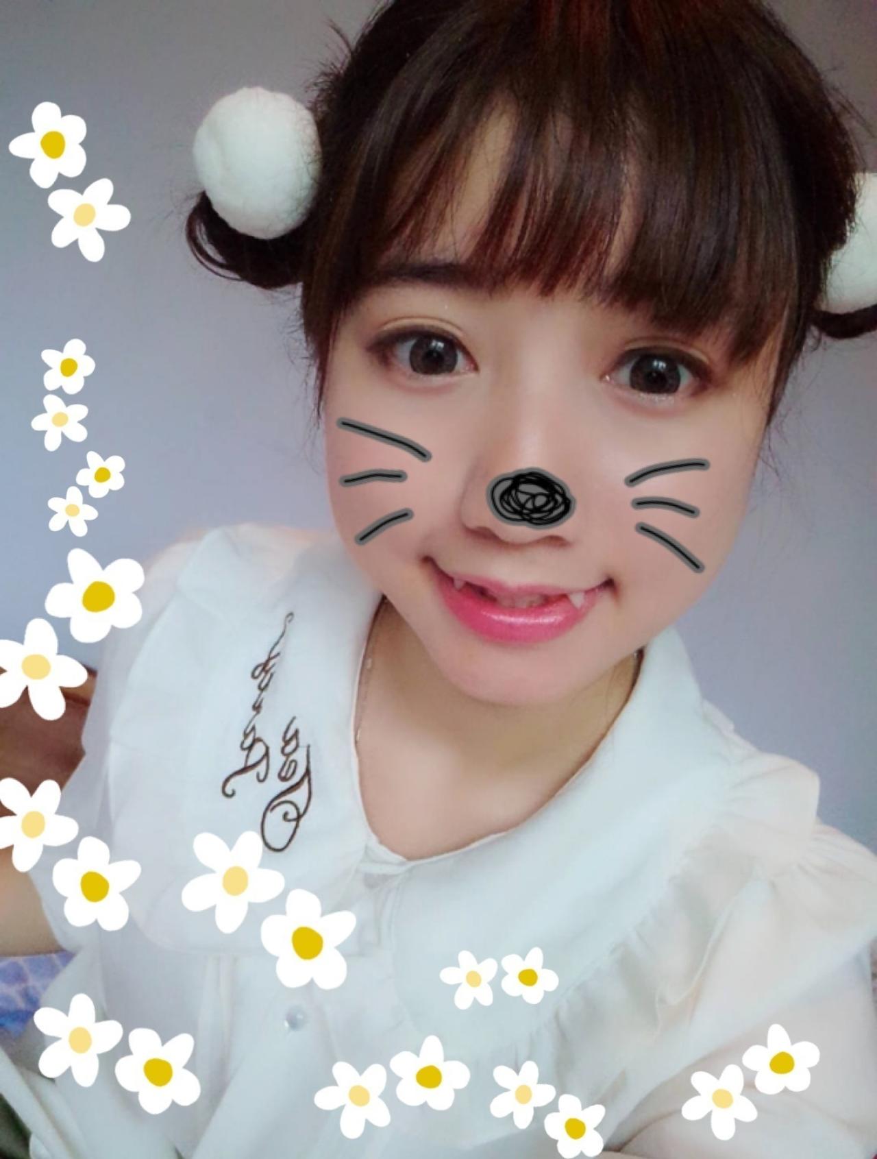 佐仓浅代画成小猫脸