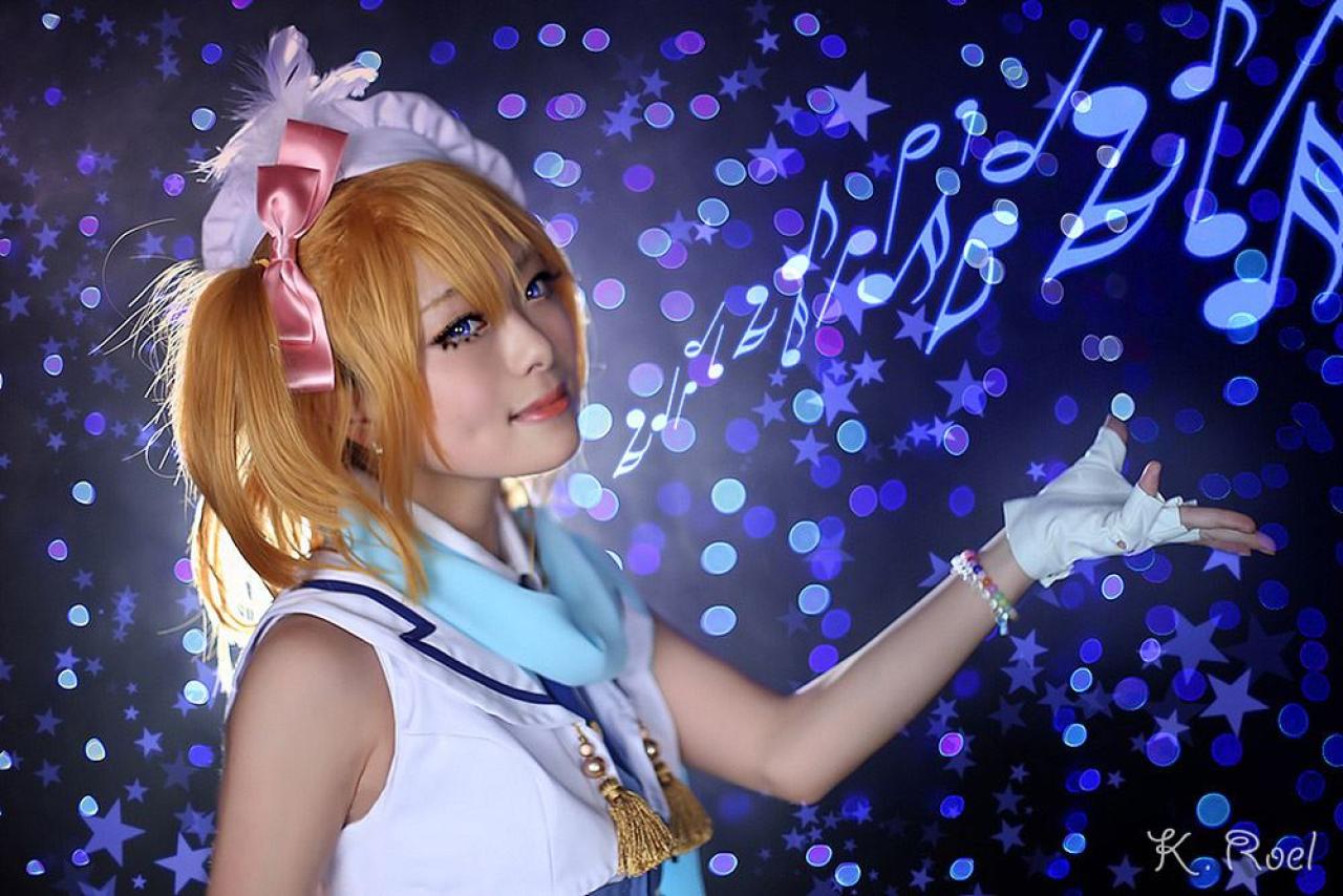 高坂穗乃果唱歌的音符