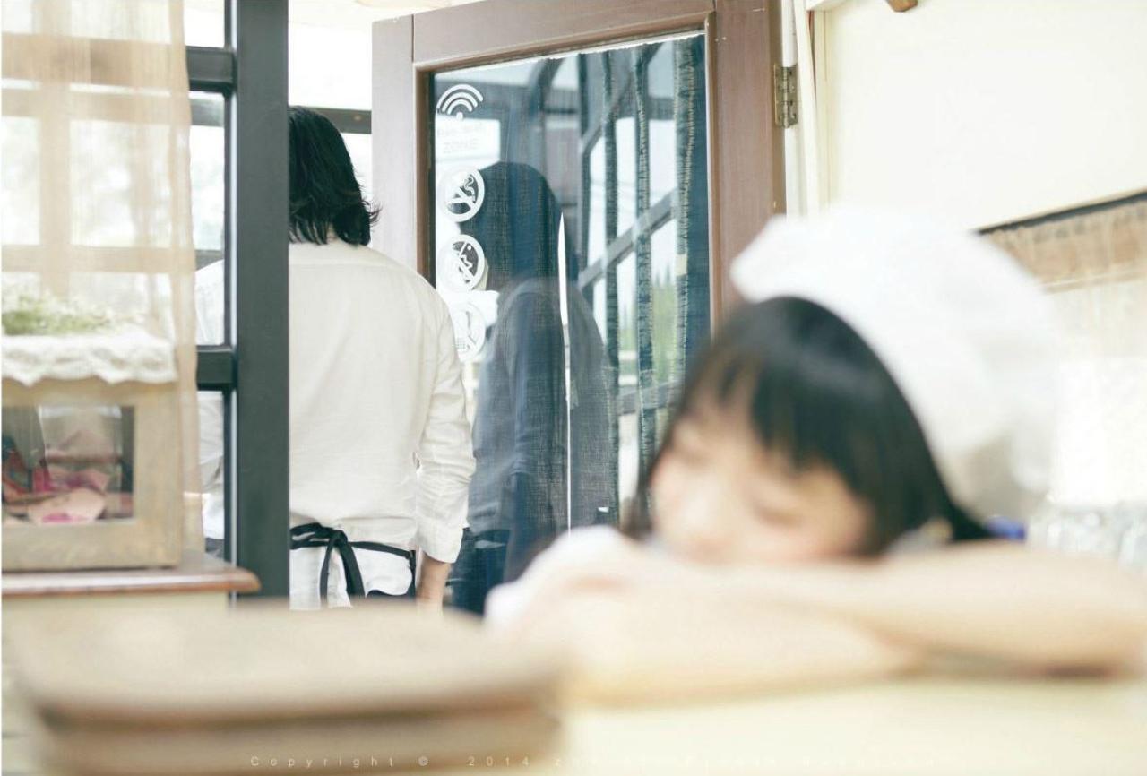 半个大叔又走了出去