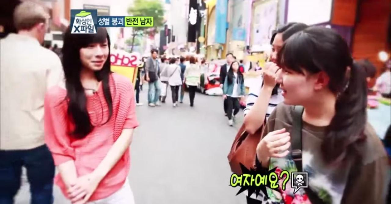 现场请路人女孩辨认男女，结果还是被当作妹子