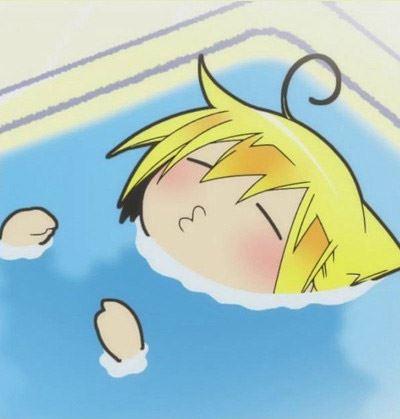 人鱼若狭扒在浴缸仰天嘟嘴表情