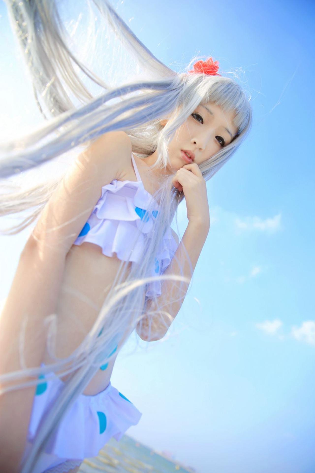 墨兔泳装扮演本间芽衣子俯视镜头