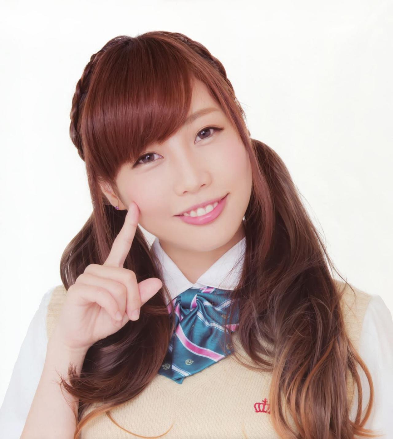 东条希声优楠田亚衣奈头像