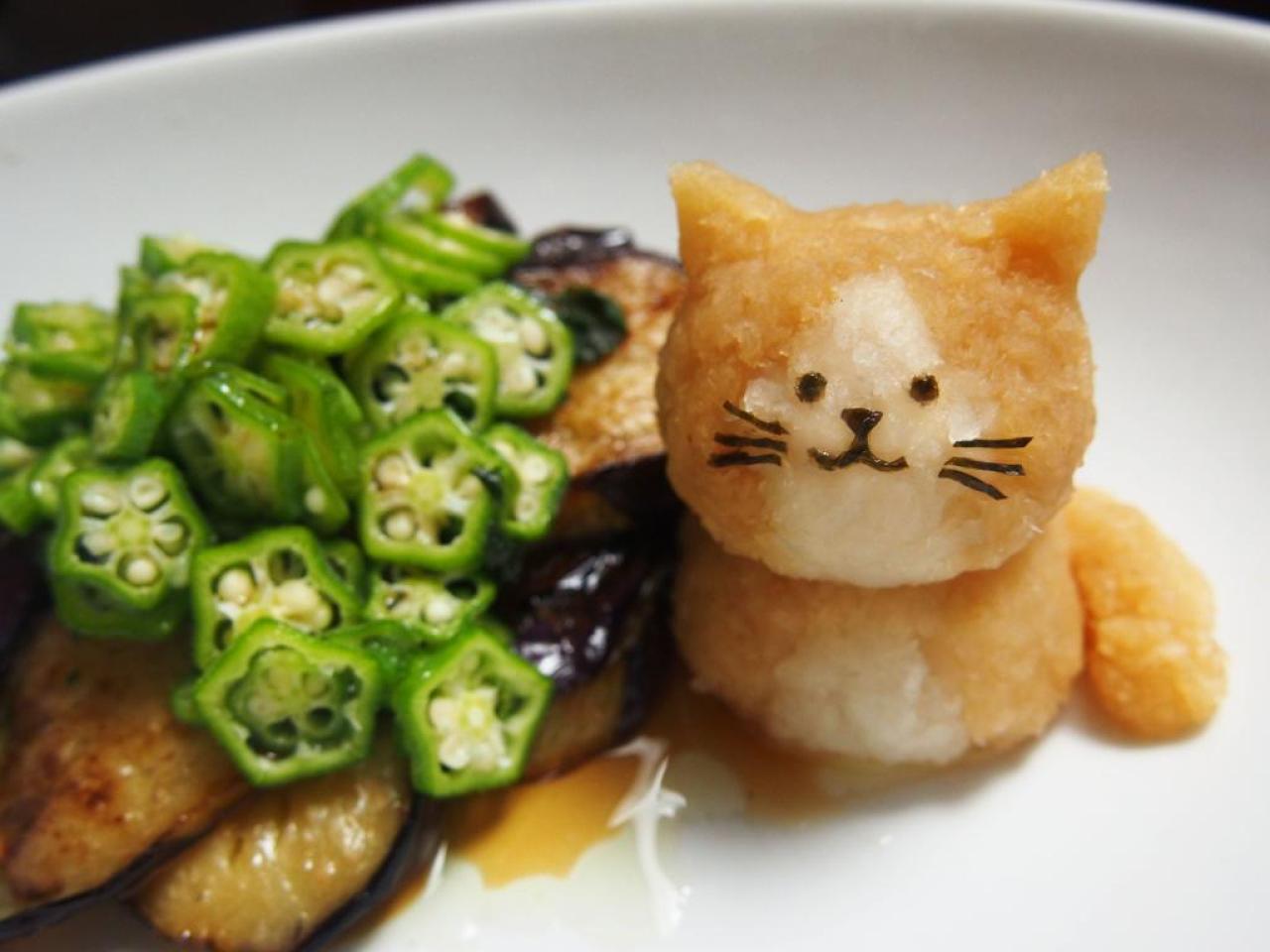 同样的萝卜泥制成的猫咪