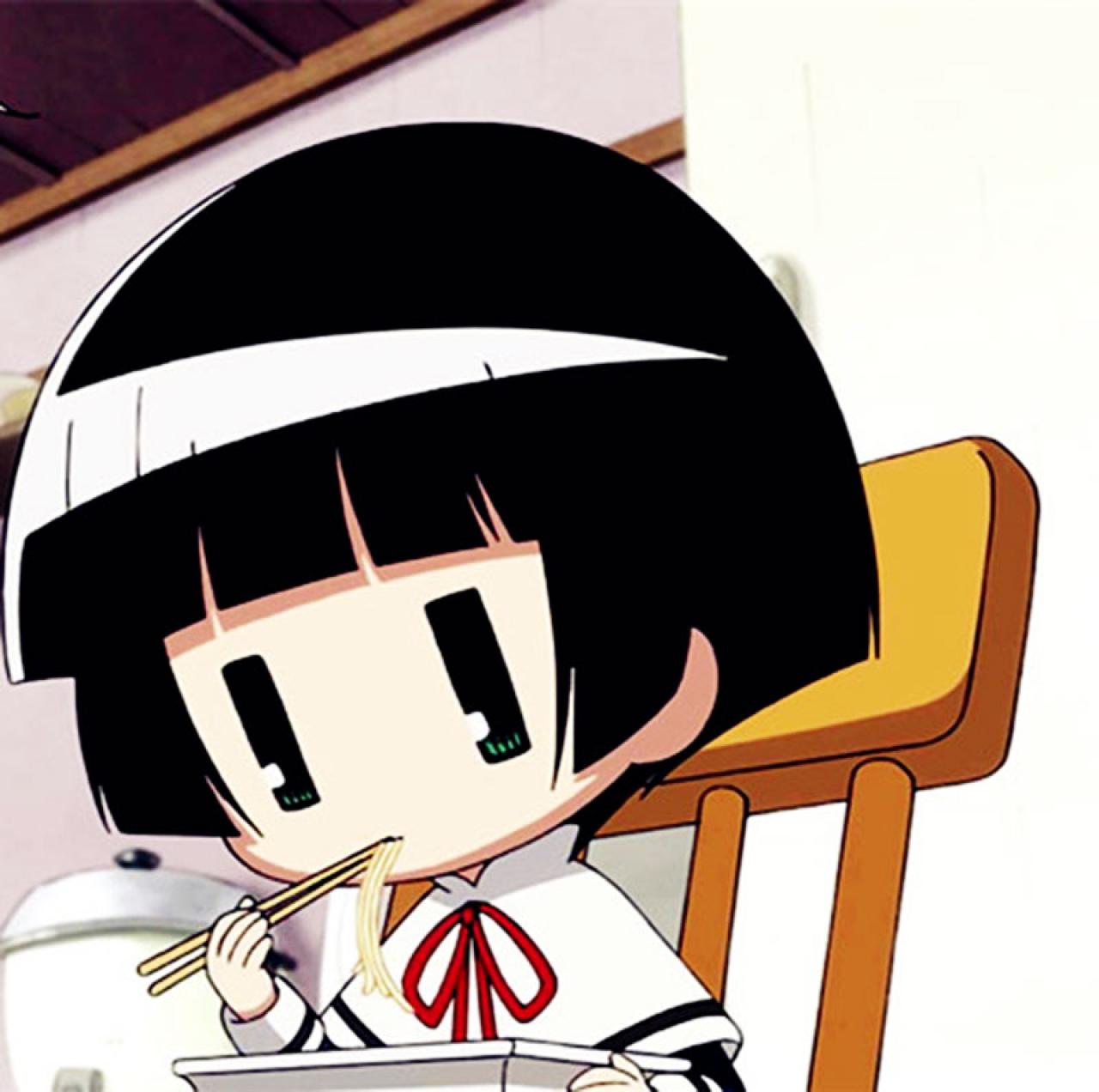 市松小雏用筷子吃拉面时的头像