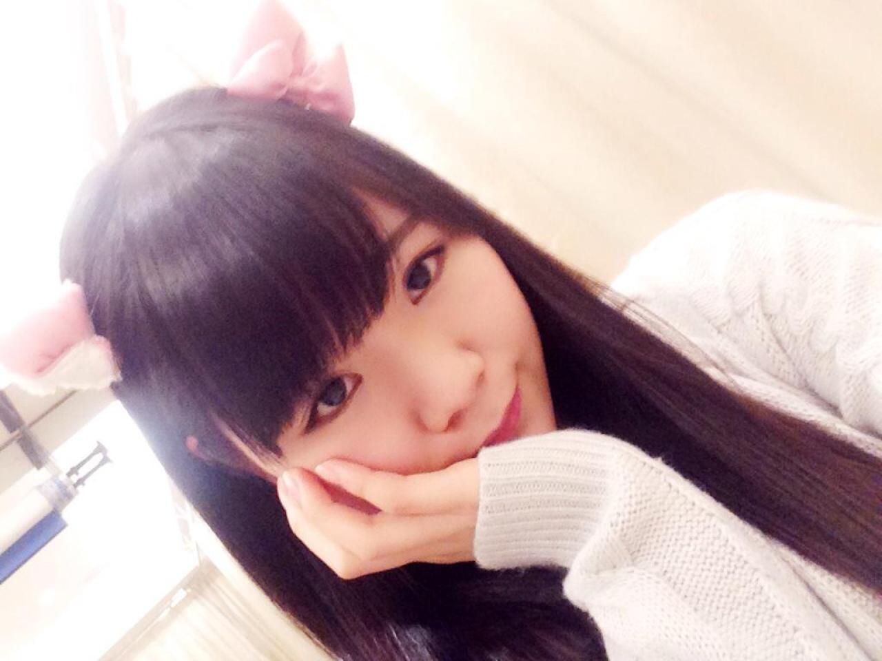 星真纯猫耳撑脸自拍