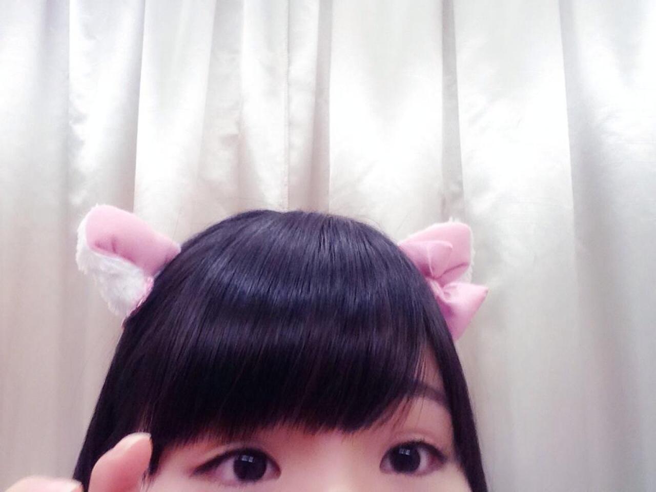 星真纯的猫耳发饰特写