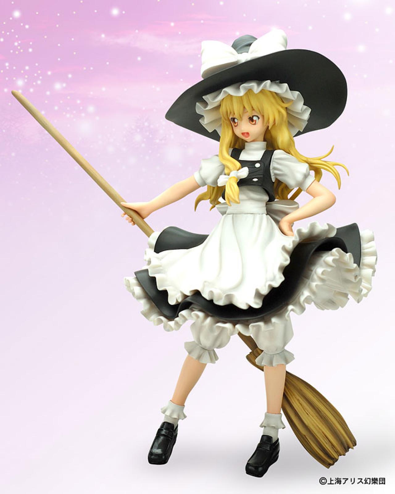 icon设计的1/8普通魔法使雾雨魔理沙手办 左侧视角观察照