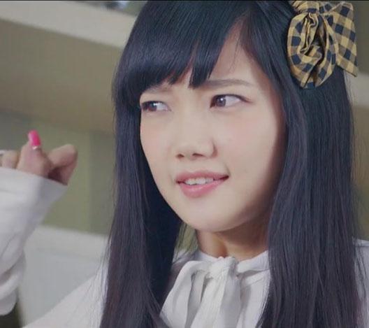 胡洁琼饰演野蛮女友表情：想要发火却碍于情面，你怎么能这样？