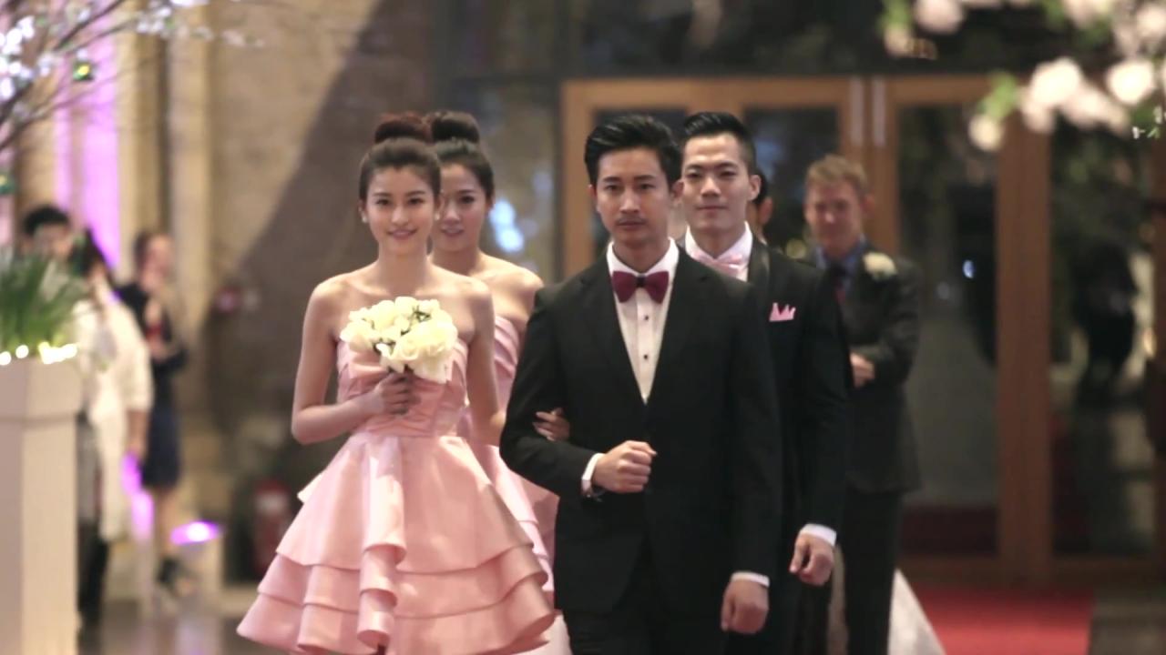 第一排：伴郎邱凯伟，伴娘孫睿