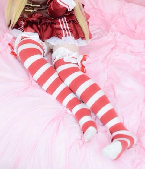 裘可拉版的红白条纹袜