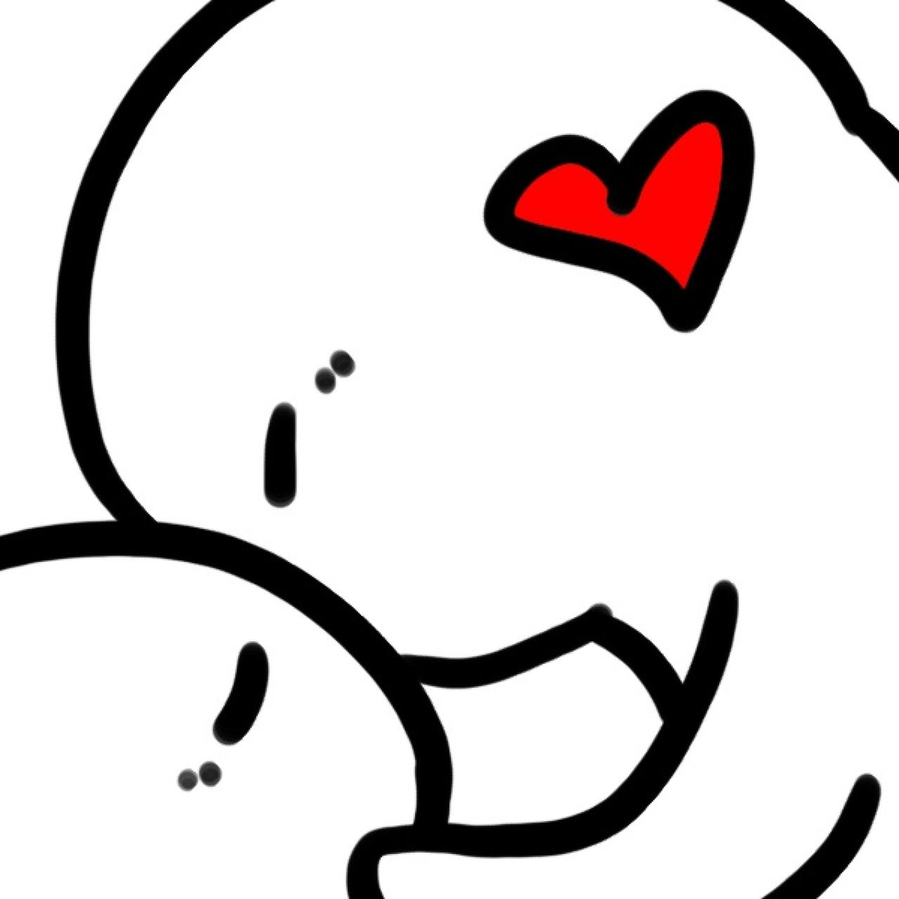 亲吻在一起，顶着红色桃心的摸鱼兽头像