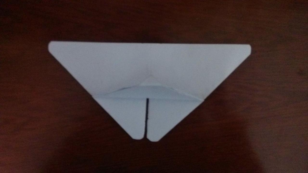 步骤五：再整体向上翻折