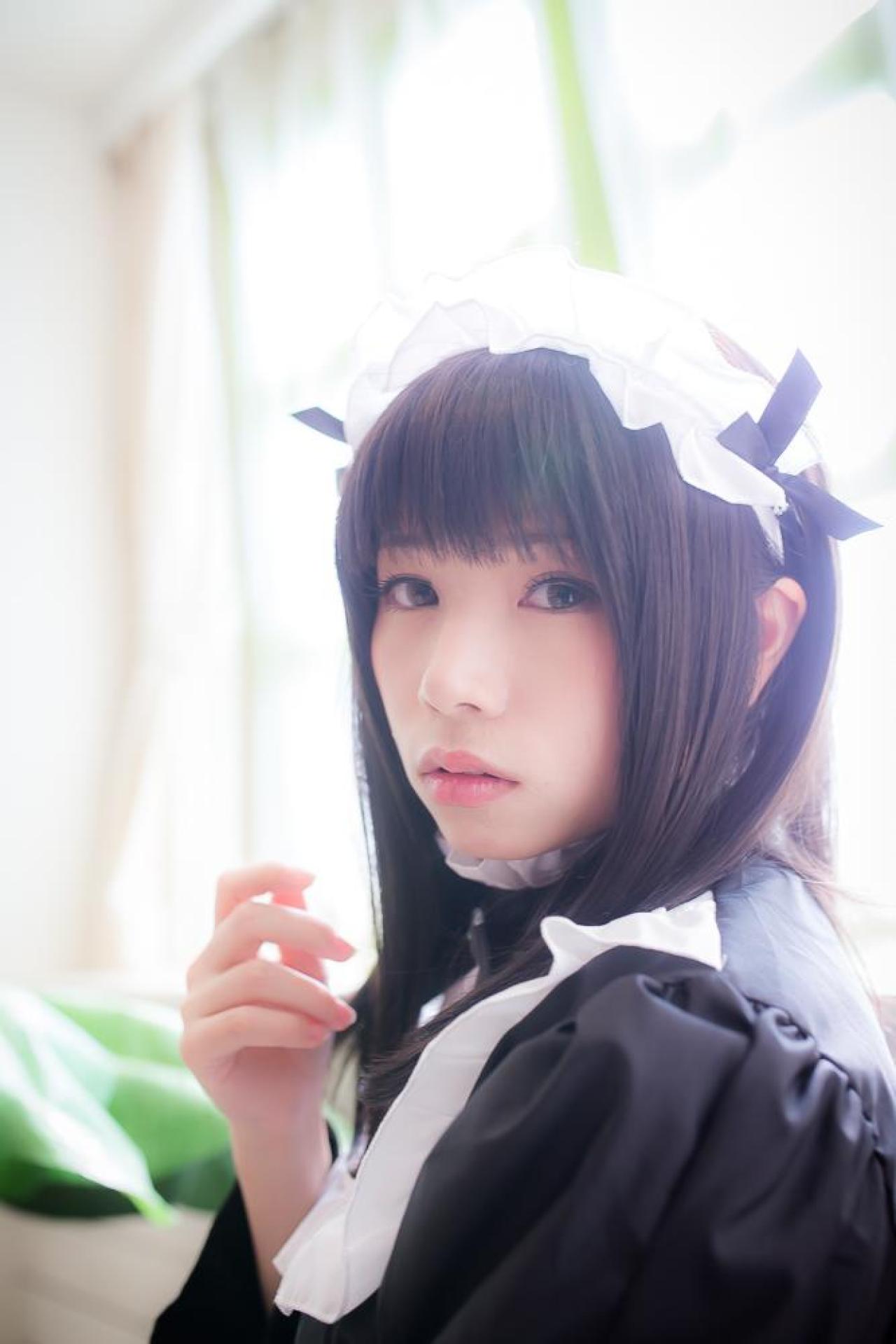 阳光下，yui*回眸的脸庞