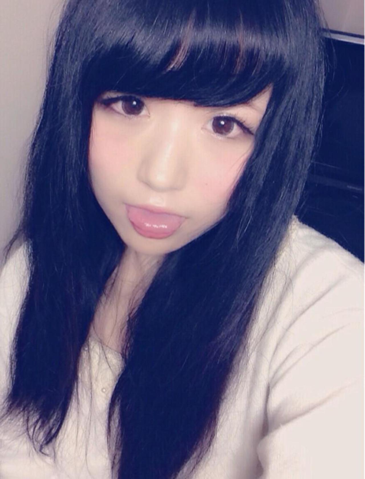 モニ子吐舌卖萌自拍