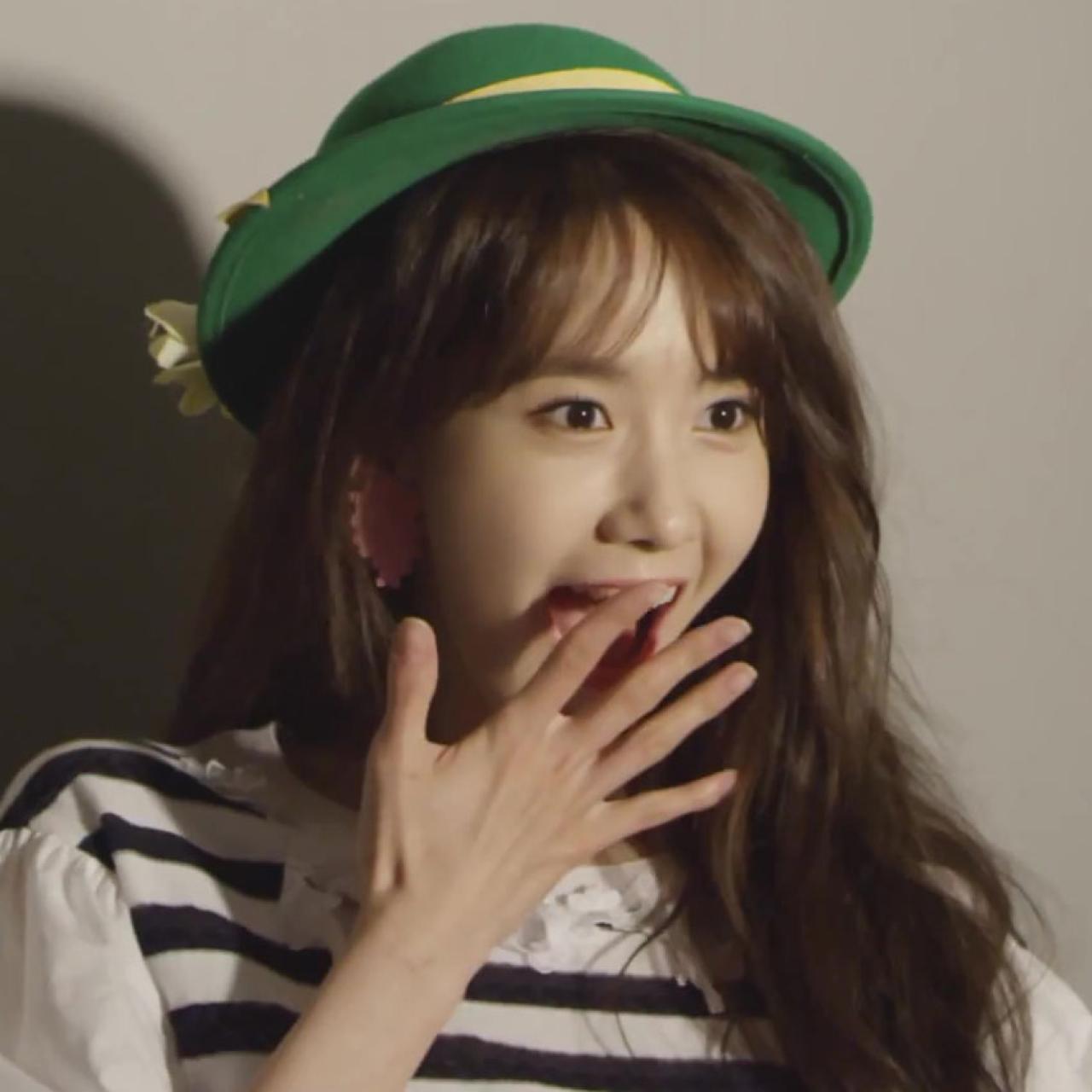 惊讶的林允儿表情