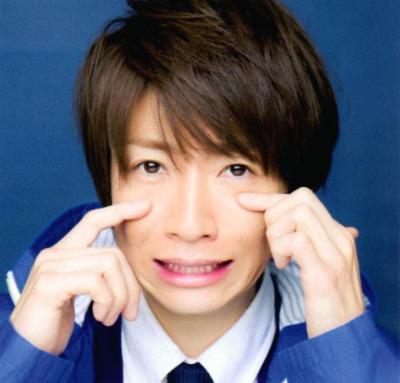 揉眼睛要哭的堂本刚头像