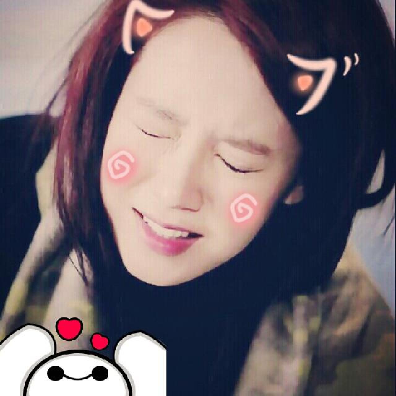 猫耳闭眼的宋智孝头像