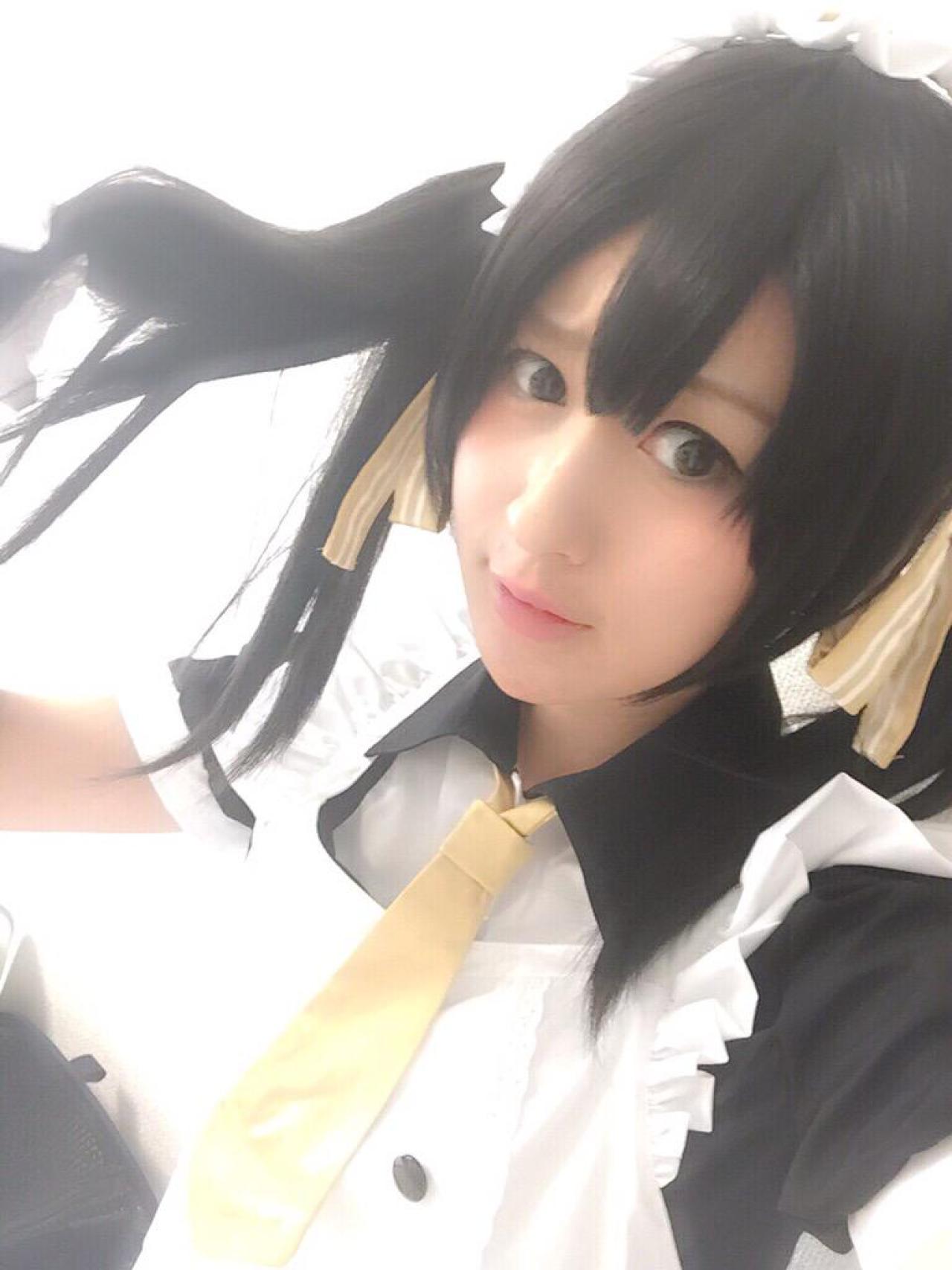 きなぎ扮矢泽妮可拉起马尾自拍