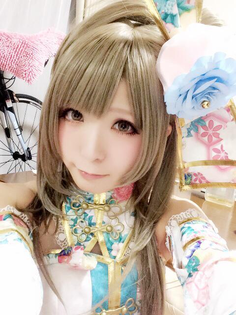 茉夏扮南小鸟自拍